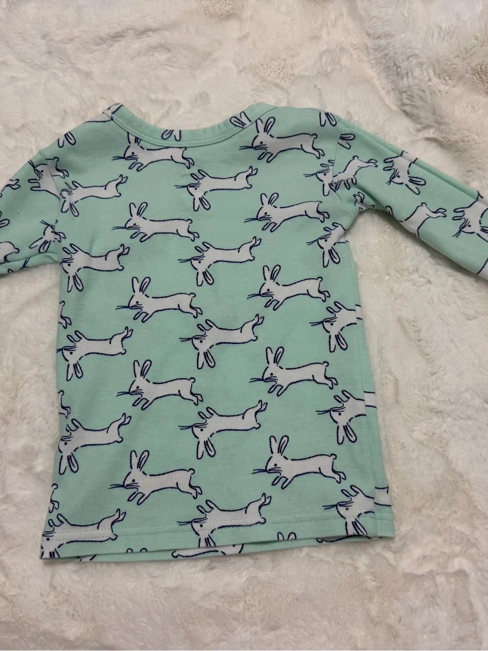 3 set bundle: Gap 3T Girls Pajama Set Long Sleeve Princess, Hearts, Bunny Print